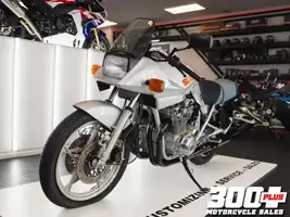 1990 Suzuki GSX 1100S Katana