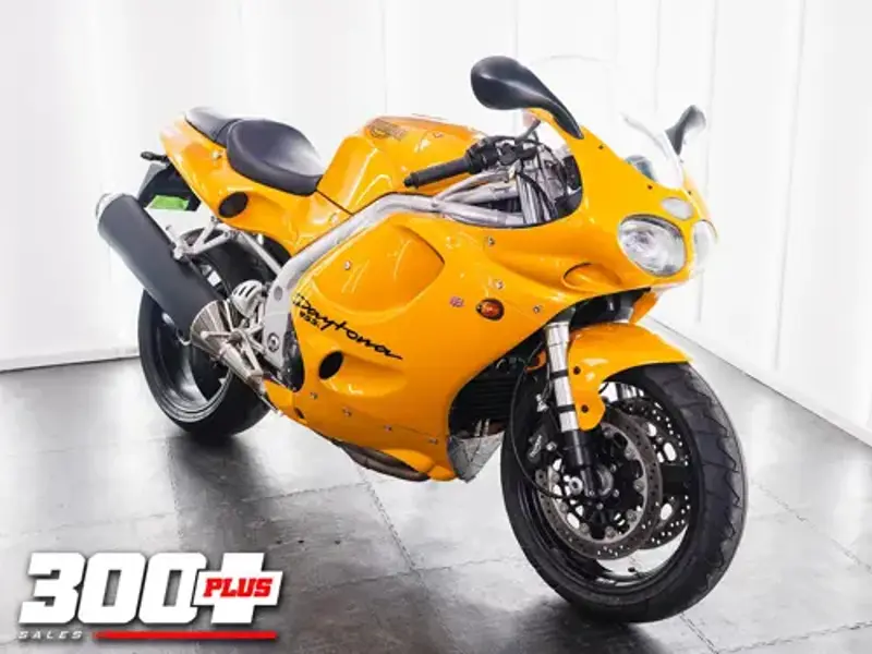 Triumph Daytona 955i 1999 specs