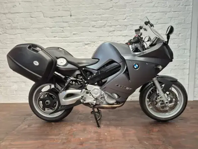 BMW F 800ST 2007 specs
