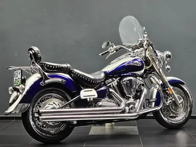 XV 1700 Road Star specs