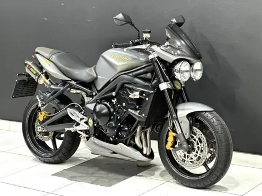 Street Triple 675 specs