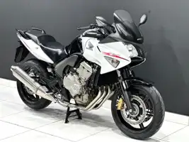 Honda CBF 600S 2011 specs