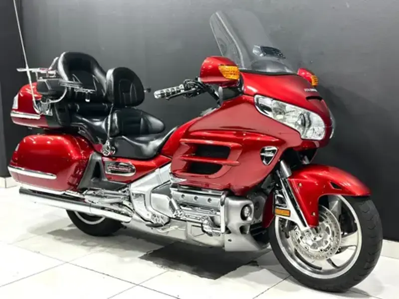 Honda GL1800 Gold Wing 2011 specs