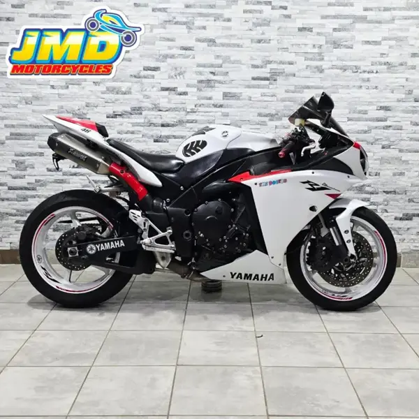 2011 Yamaha YZF-R1
