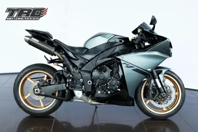 2012 Yamaha YZF-R1
