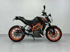 2014 KTM 390 Duke specs