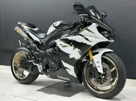 Yamaha YZF-R1 2013 specs