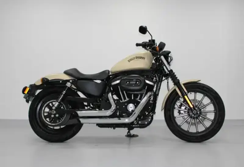 2014 Harley-Davidson Sportster Iron 883