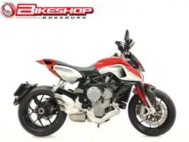 MV Agusta Rivale 800 2015 specs