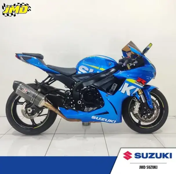 Suzuki GSX-R 750 2015 specs