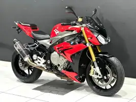 2016 BMW S 1000R specs