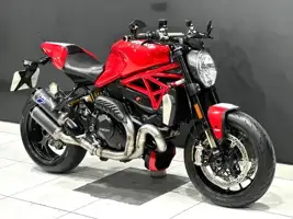 2016 Ducati Monster 1200R specs