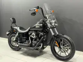 2016 Harley-Davidson Dyna Street Bob specs