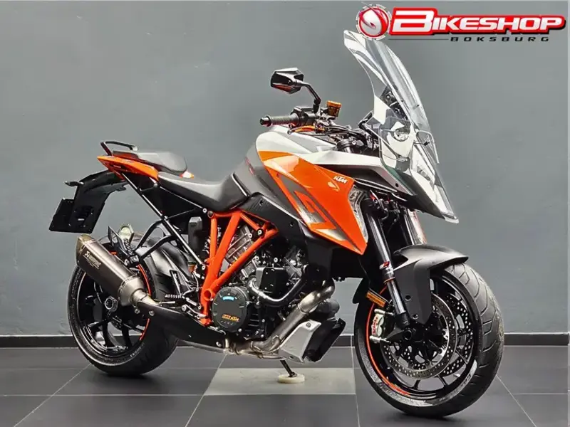 2016 KTM 1290 Super Duke GT