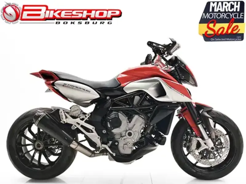 2016 MV Agusta Stradale 800