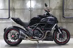 2018 Ducati Diavel specs