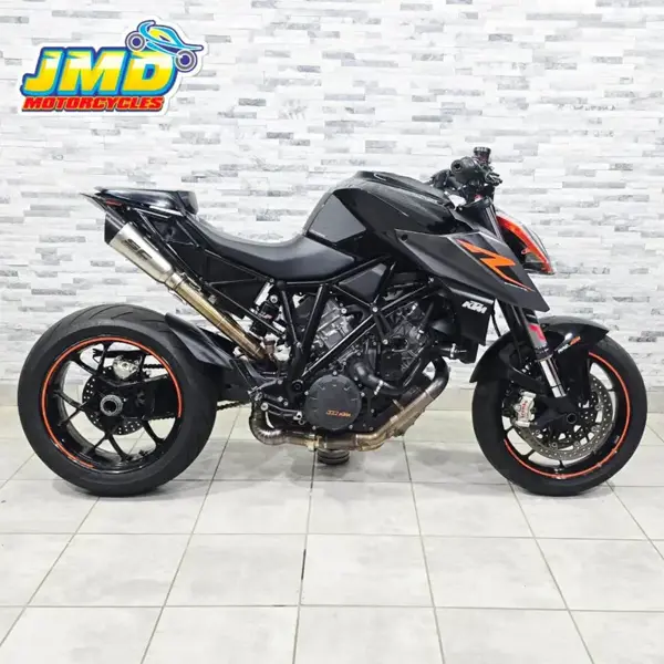 2017 KTM 1290 Super Duke R