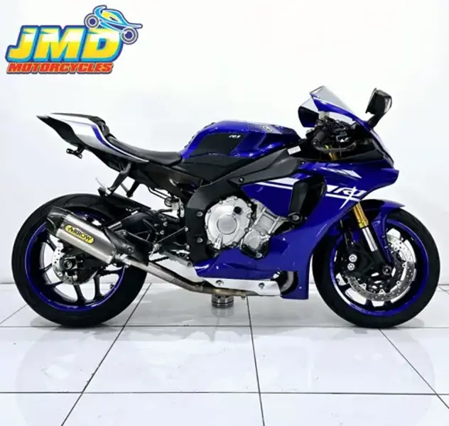 2017 Yamaha YZF-R1