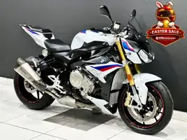 2018 BMW S 1000R specs