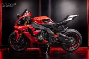Yamaha YZF-R1 2018 specs