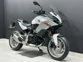 2021 BMW F 900XR specs