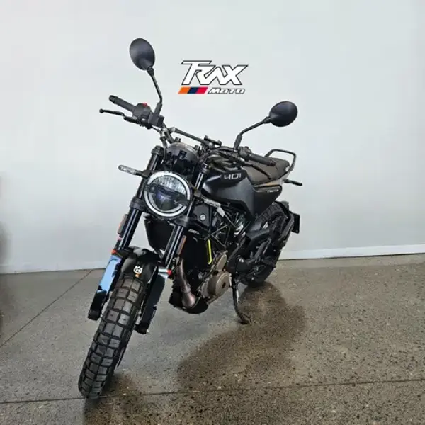 2022 Husqvarna Svartpilen 401