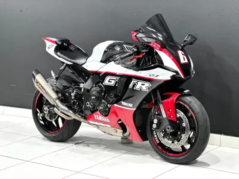 2022 Yamaha YZF-R1