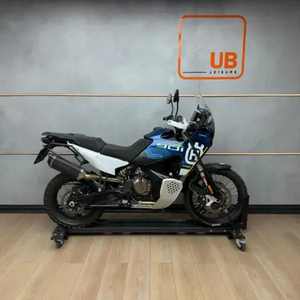 2023 Husqvarna Norden 901 Expedition