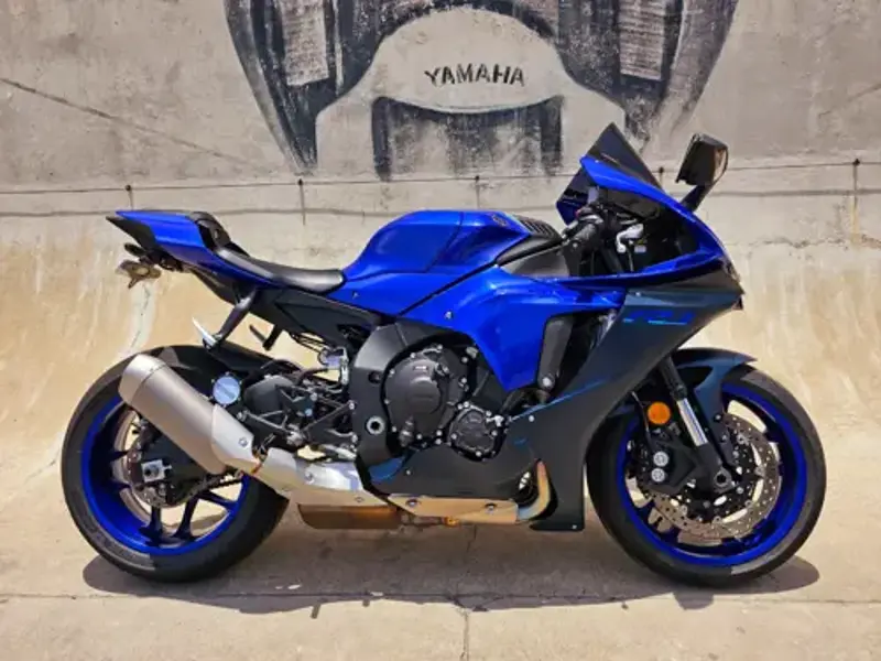 2023 Yamaha YZF-R1