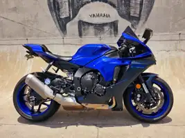 Yamaha YZF-R1 2023 specs