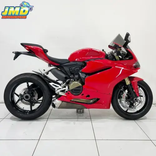Ducati 1299 Panigale 2015 specs