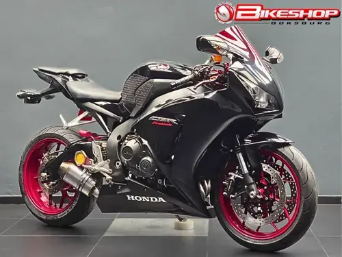 Honda CBR1000RR 2014 specs