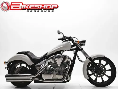 Honda VT1300CX 2012 specs