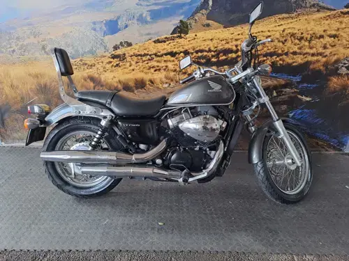 Honda VT750S 2013 specs