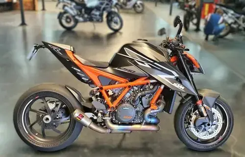1290 Super Duke RR specs
