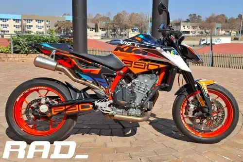 2020 KTM 890 Duke R specs