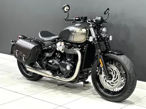 Triumph Bonneville Bobber 2021 specs