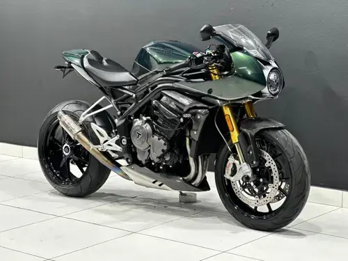 Triumph Speed Triple 1200RR 2022 specs