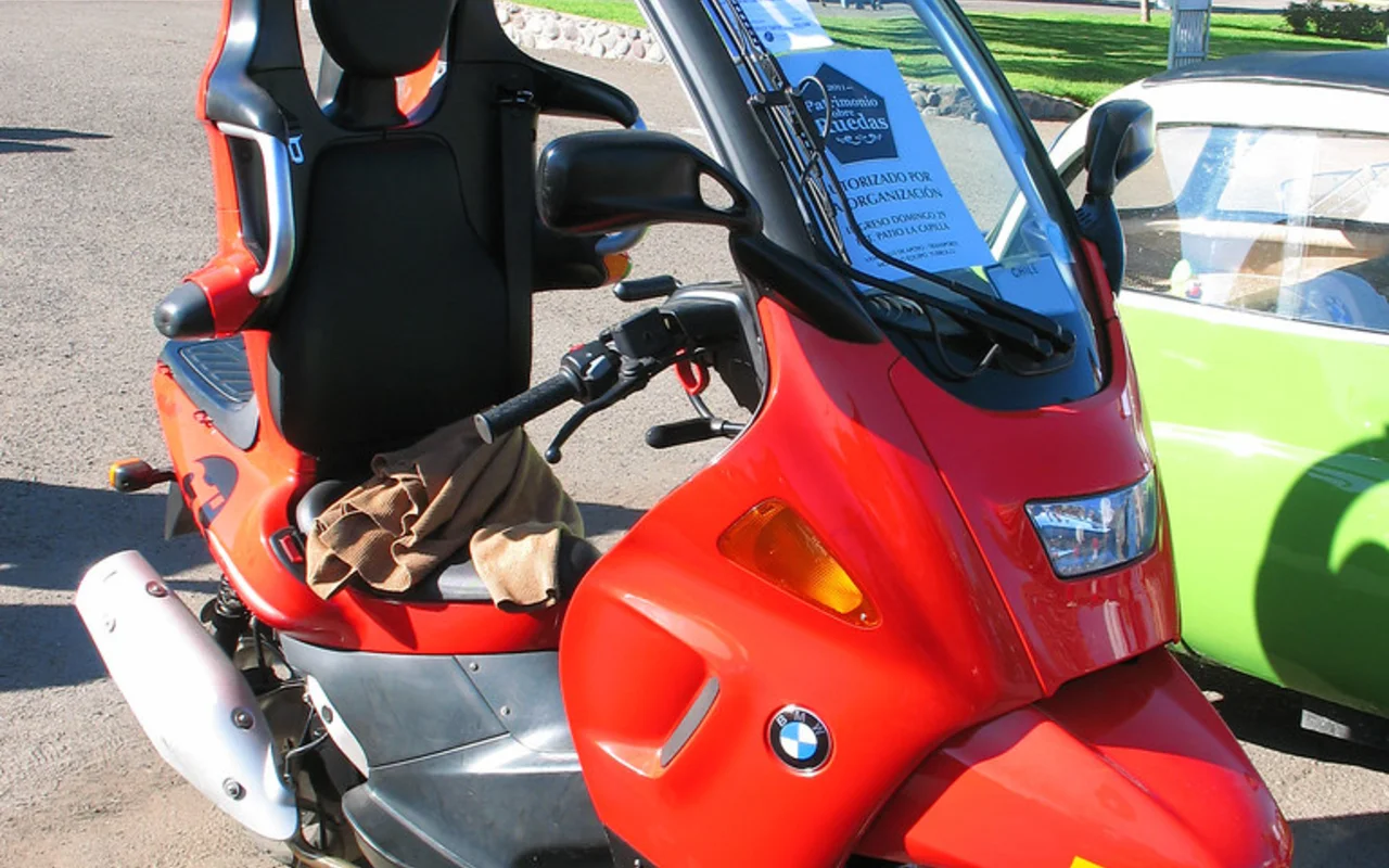 BMW C1 2001 specs