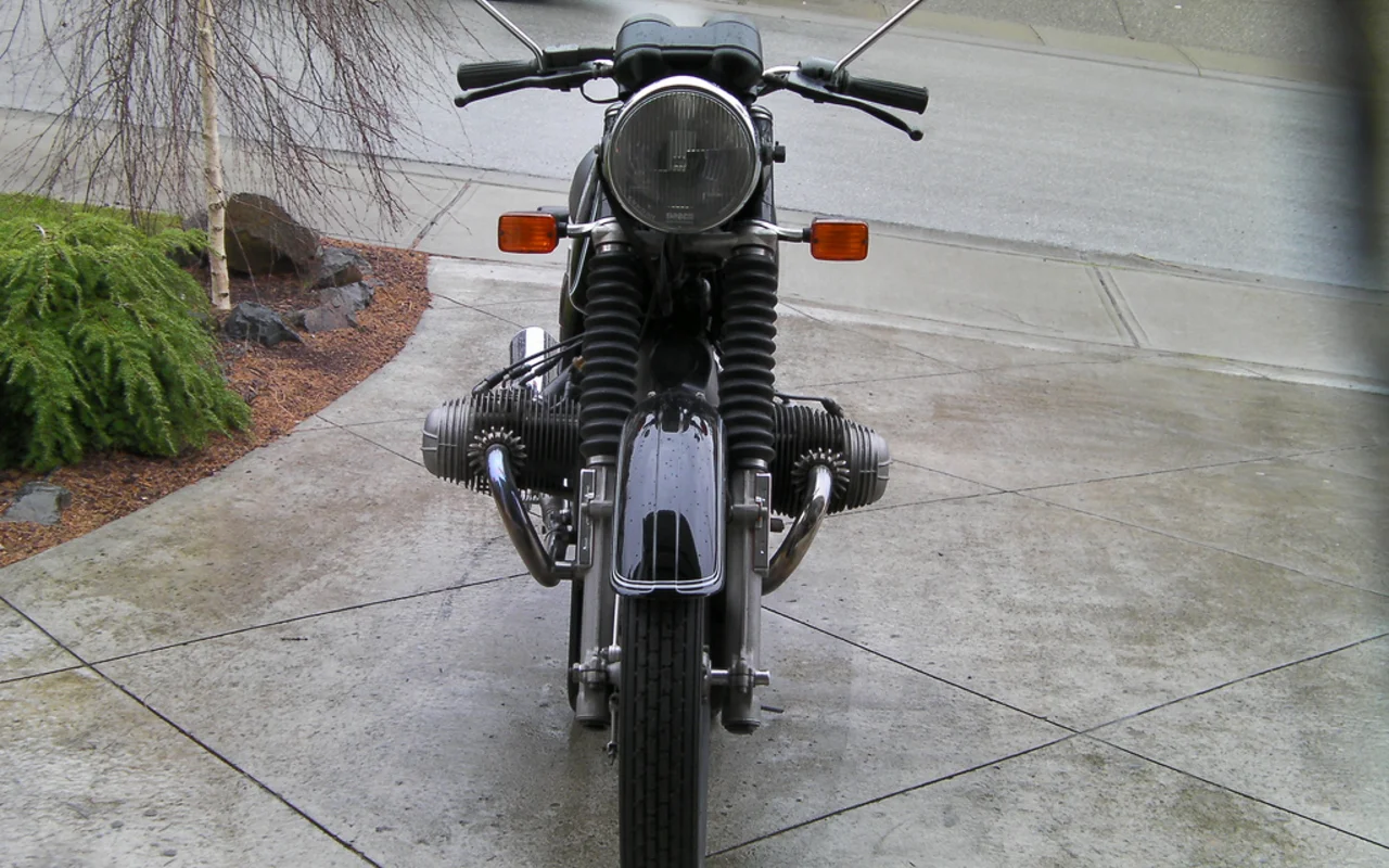 BMW R 60/5 1973 specs