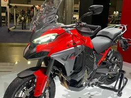 2025 Ducati Multistrada V4 / V4S specs