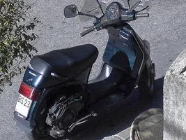 1992 Vespa 200 Cosa specs