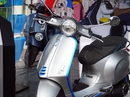 2019 Vespa Elettrica specs