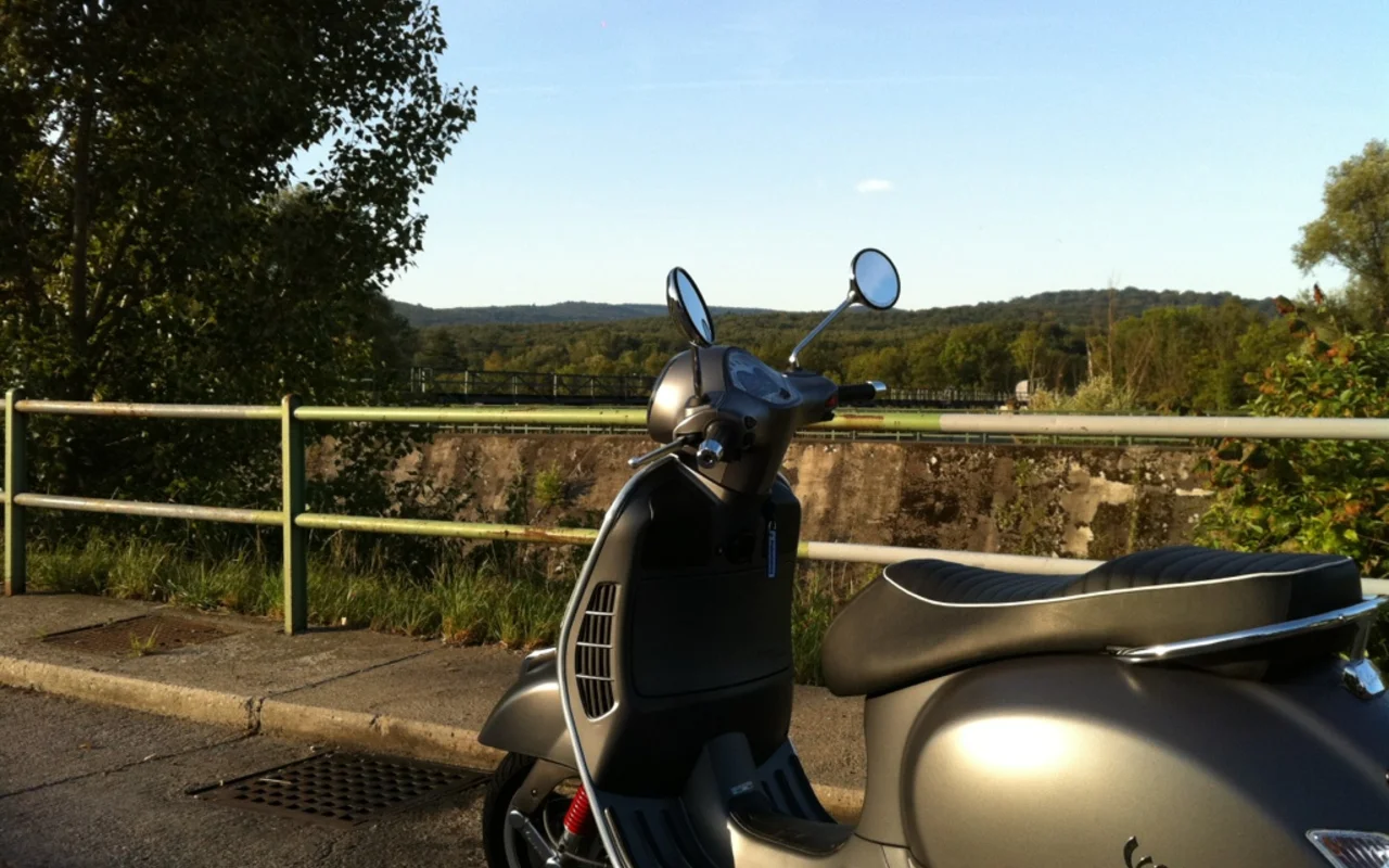 Vespa GTS 300 Super 2011 specs