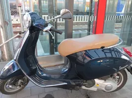 2018 Vespa Primavera 125 specs