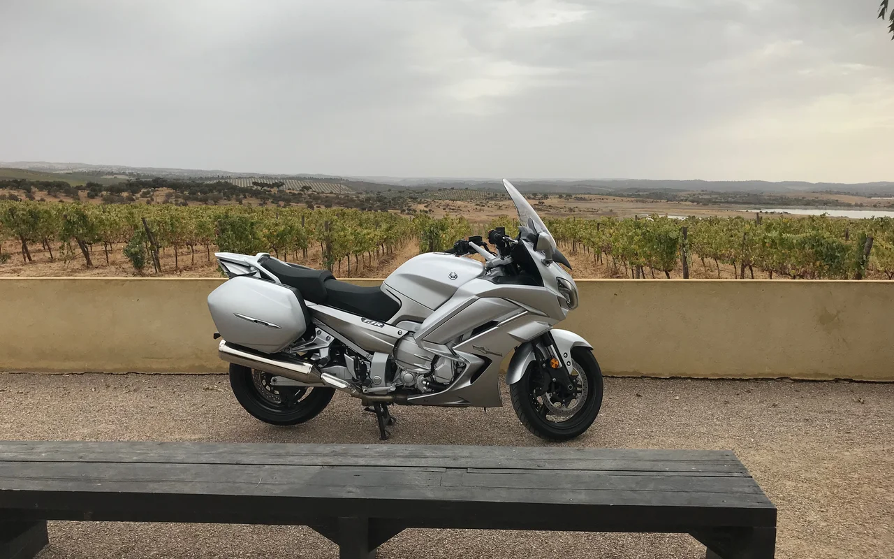 Yamaha FJR1300AE 2017 specs