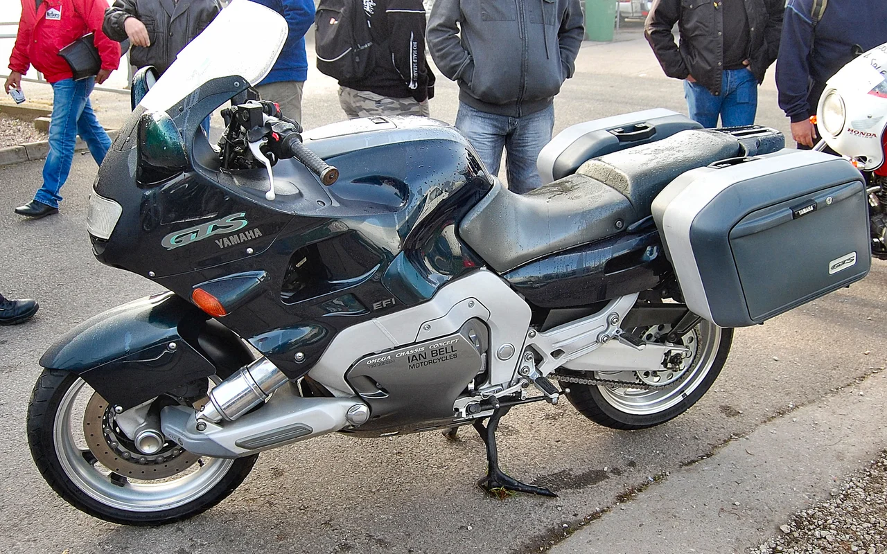 Yamaha GTS 1000 1994 specs
