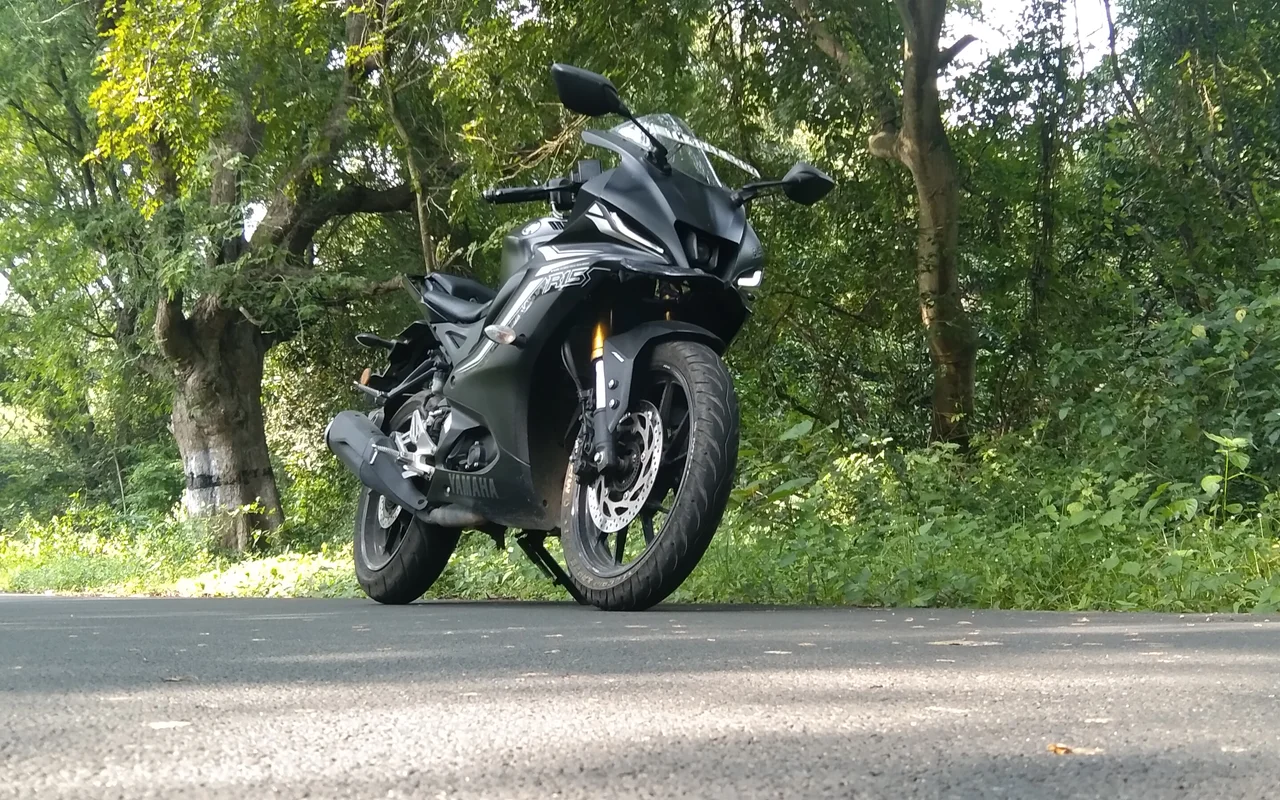 2023 Yamaha R15 V4