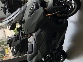 2025 Yamaha TMAX 560 / TMAX Tech MAX